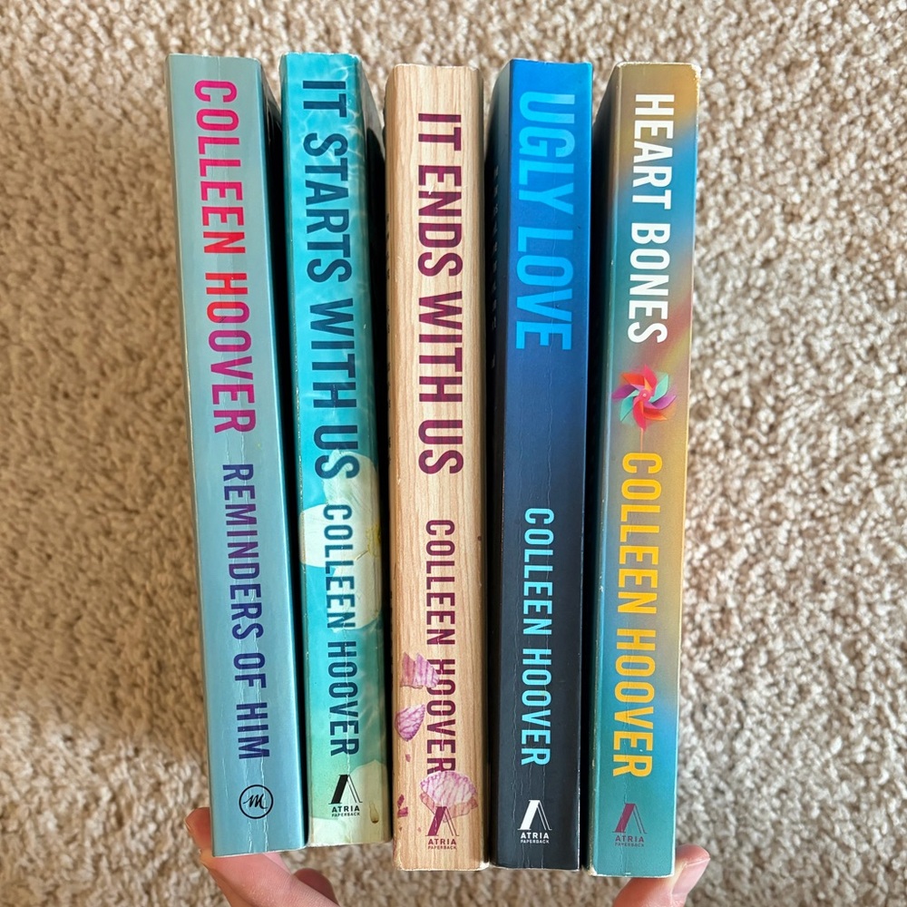Set of 5 Colleen Hoover Books